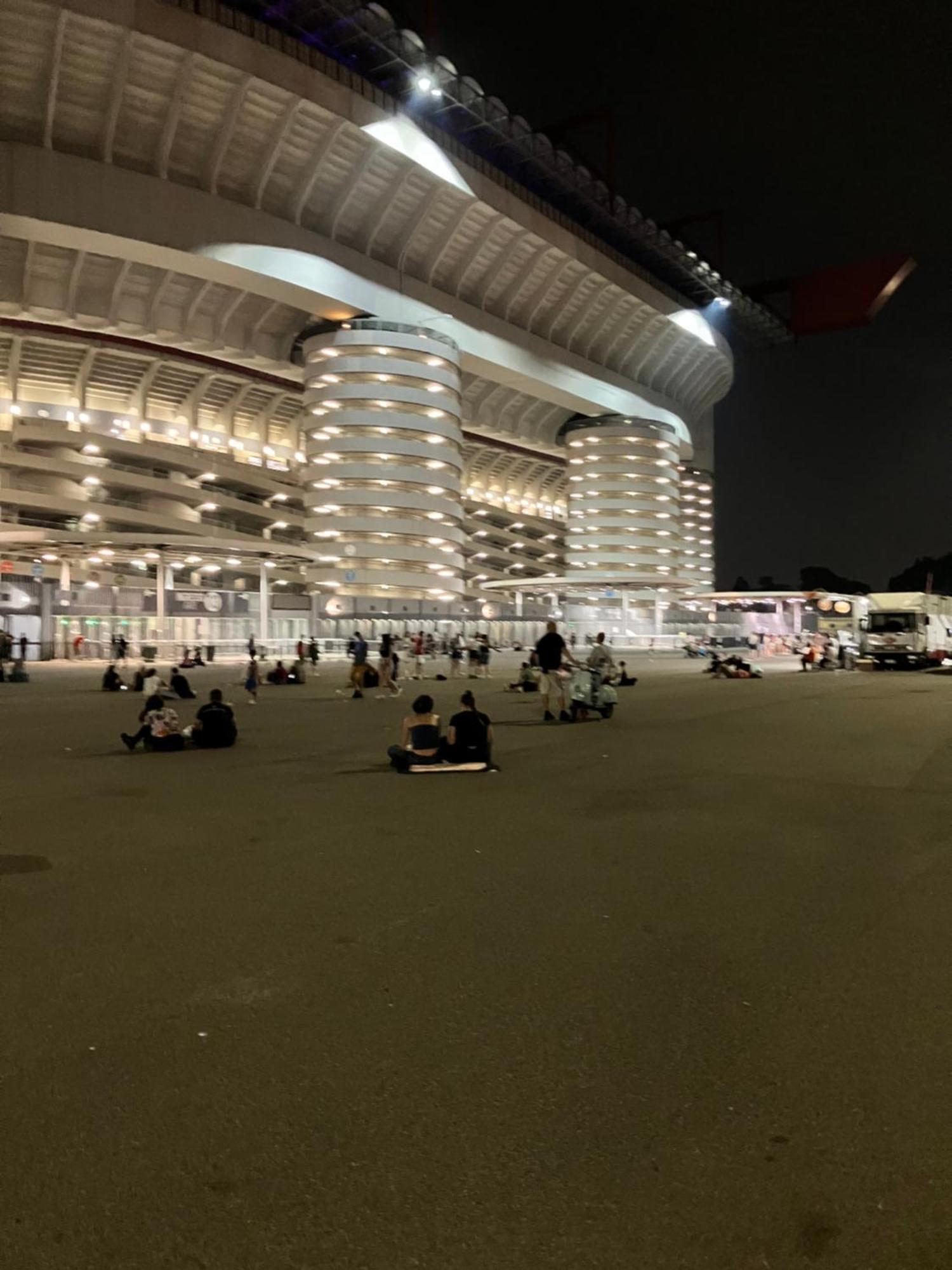 Guest House Sansiro Fiera Milánó Kültér fotó